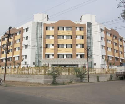 https://imgcld.yatra.com/ytimages/image/upload/t_hotel_yatra_city_desktop/v1445321188/Domestic Hotels/Hotels_Angul/Kamlesh Continental/Overview.jpg